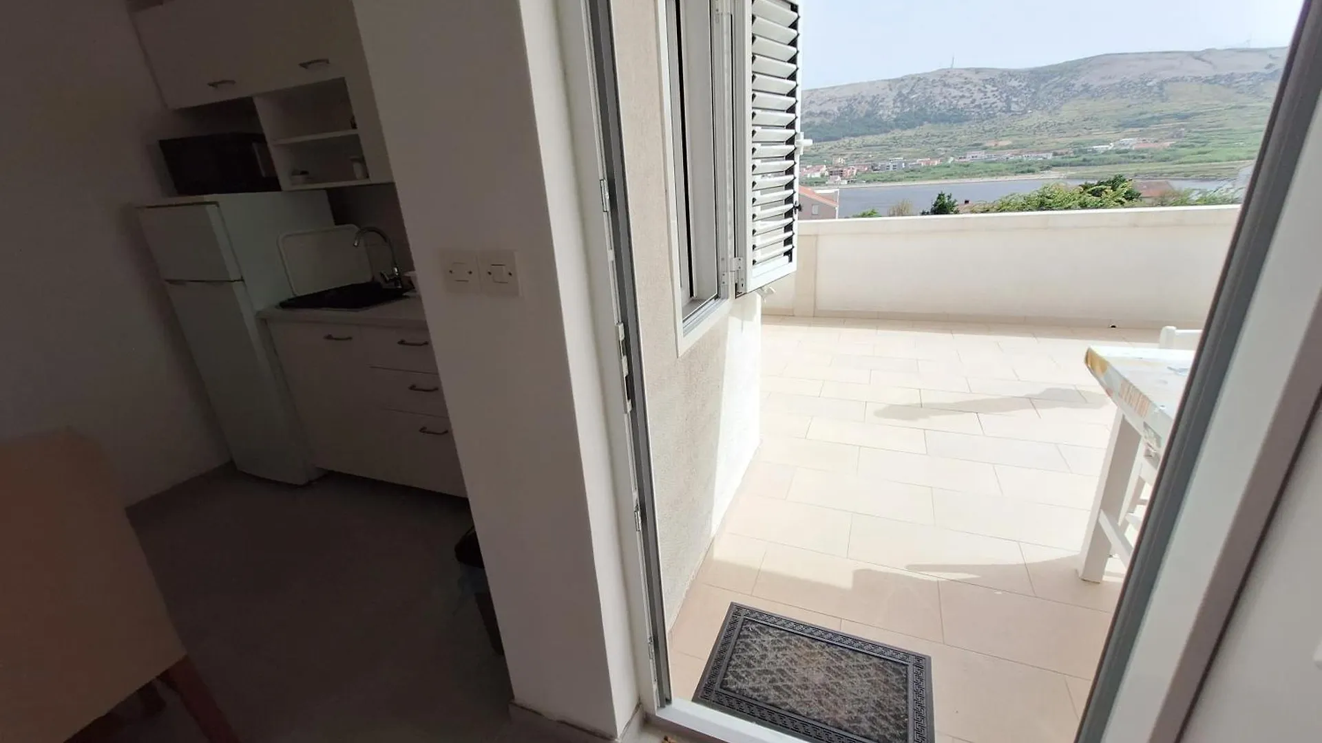 Sunny Bi-Pi Apartment Pag Town 0*,