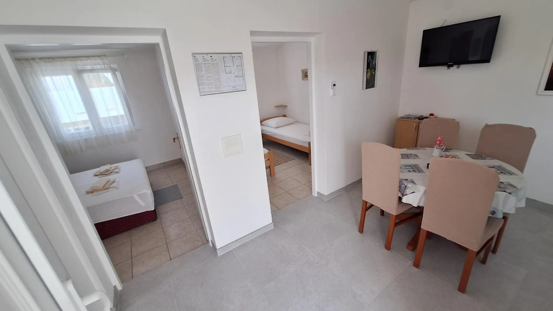 Sunny Bi-Pi Apartment Pag Town