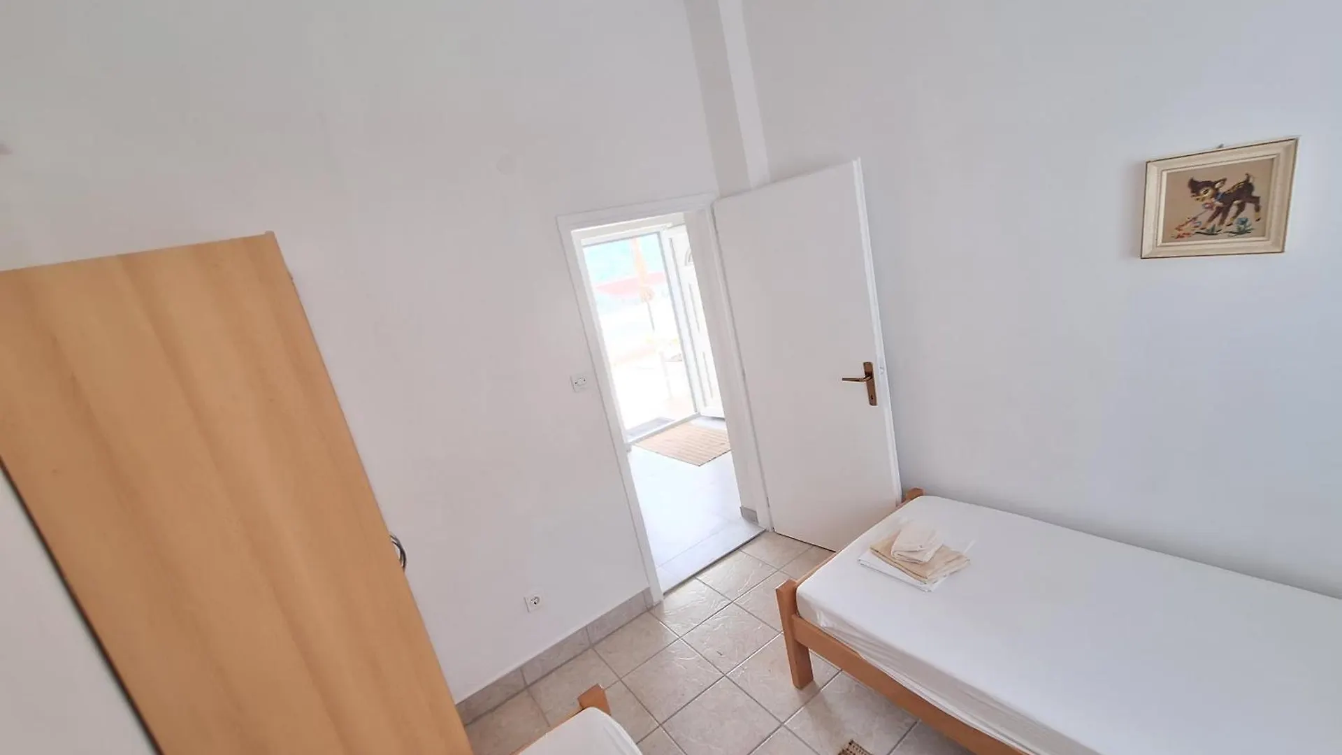 Sunny Bi-Pi Apartment Pag Town 0*,