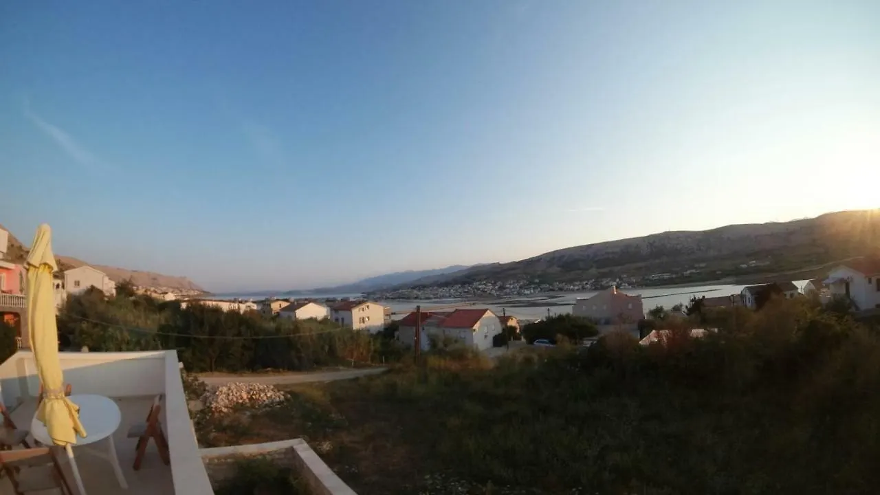 Sunny Bi-Pi Apartment Pag Town